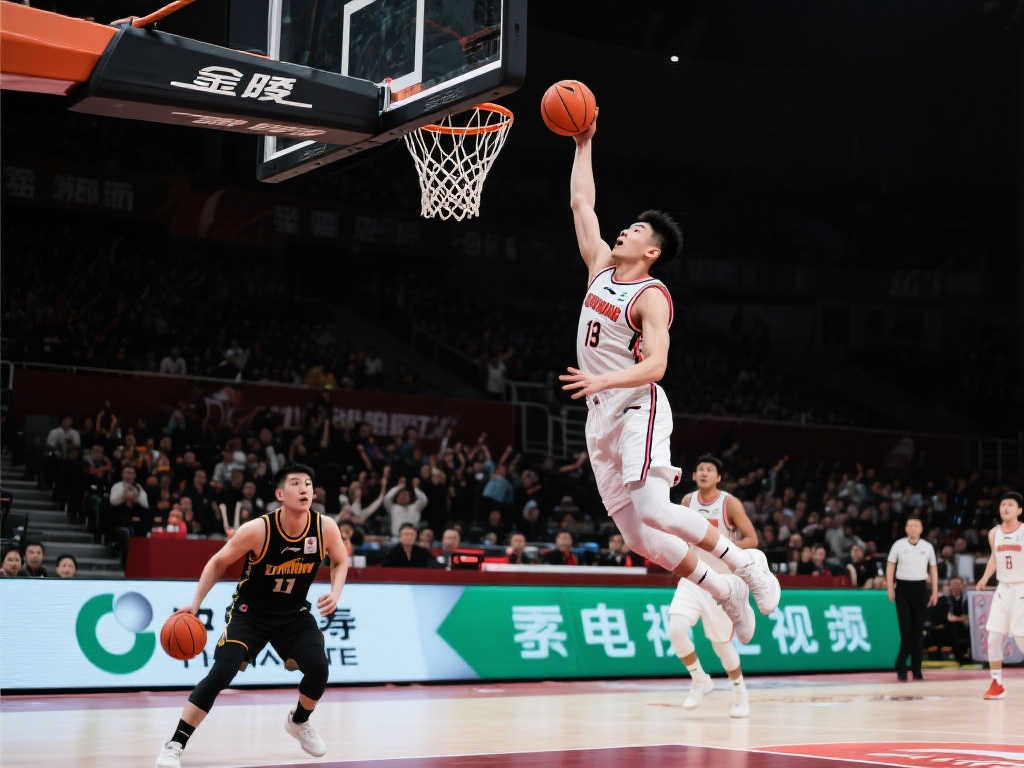 震撼!@朱俊龙-23 开场抢断杰曼,快攻单手劈扣燃爆全场!