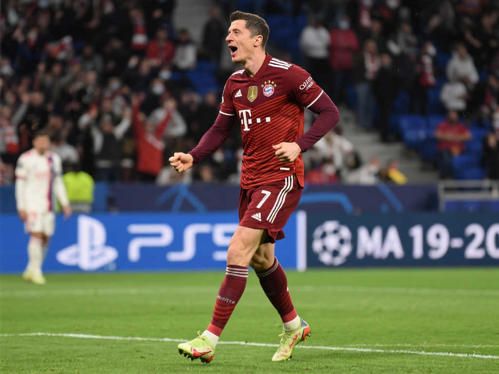 欧冠半决赛进球之王:C罗傲视群雄,梅西与莱万紧追其后