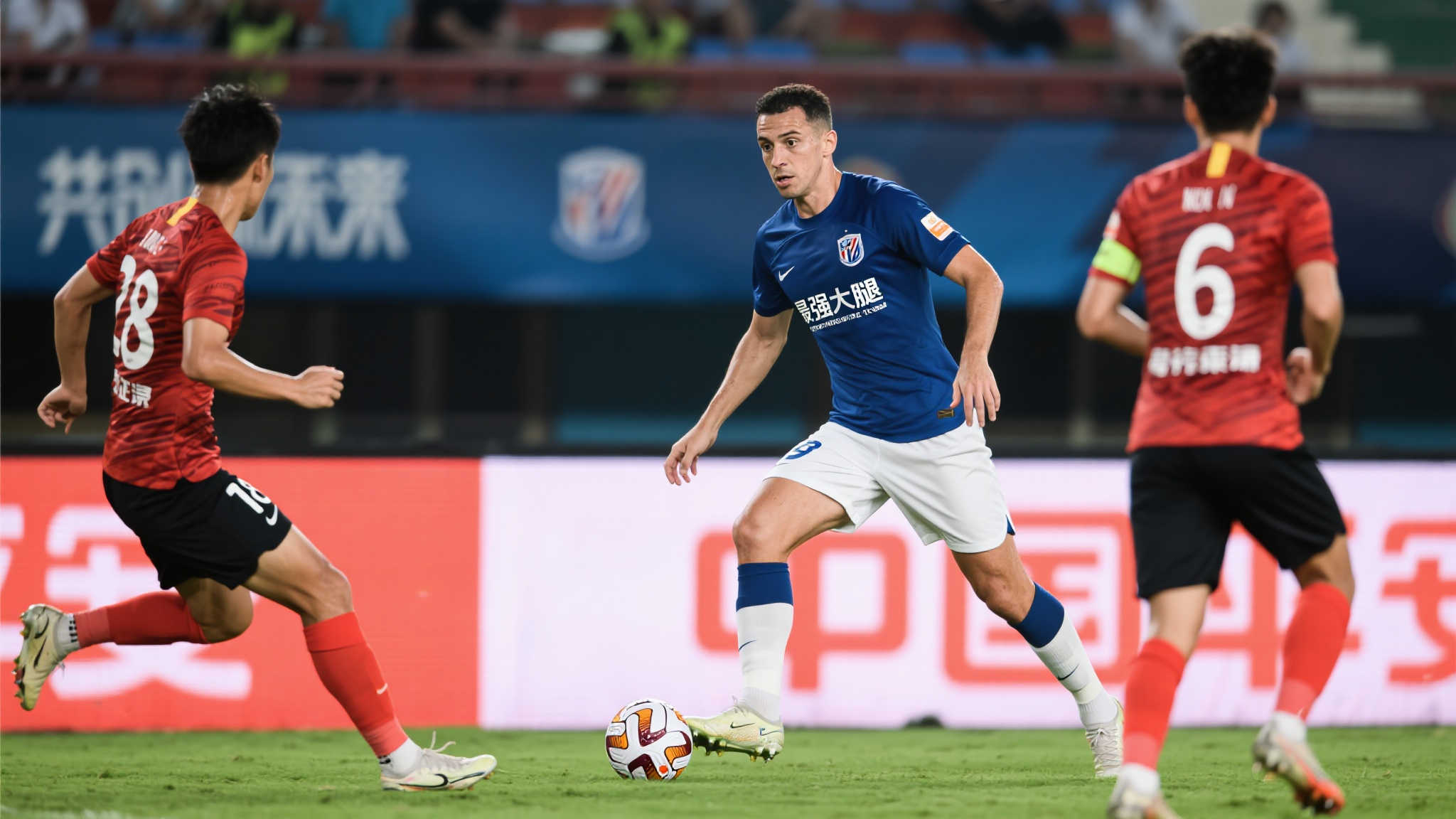 3：2逆转彰显申花老将价值 宝刀未老成最强助力 伊万若用他或助国足冲世界杯